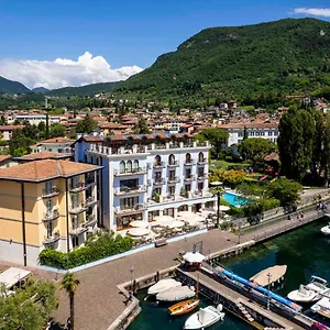 Bellerive Hotel