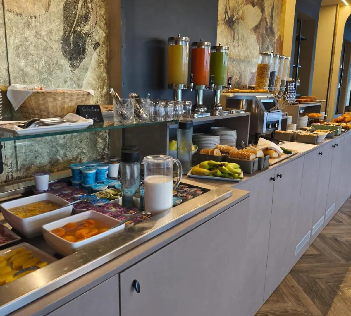 ***  Hotel Vita Salo Italy